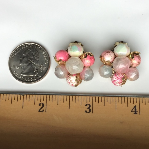 Vintage Mixed Bead Button Clip Earrings Pearl Pink Pastel with Gold Accents - Picture 11 of 12